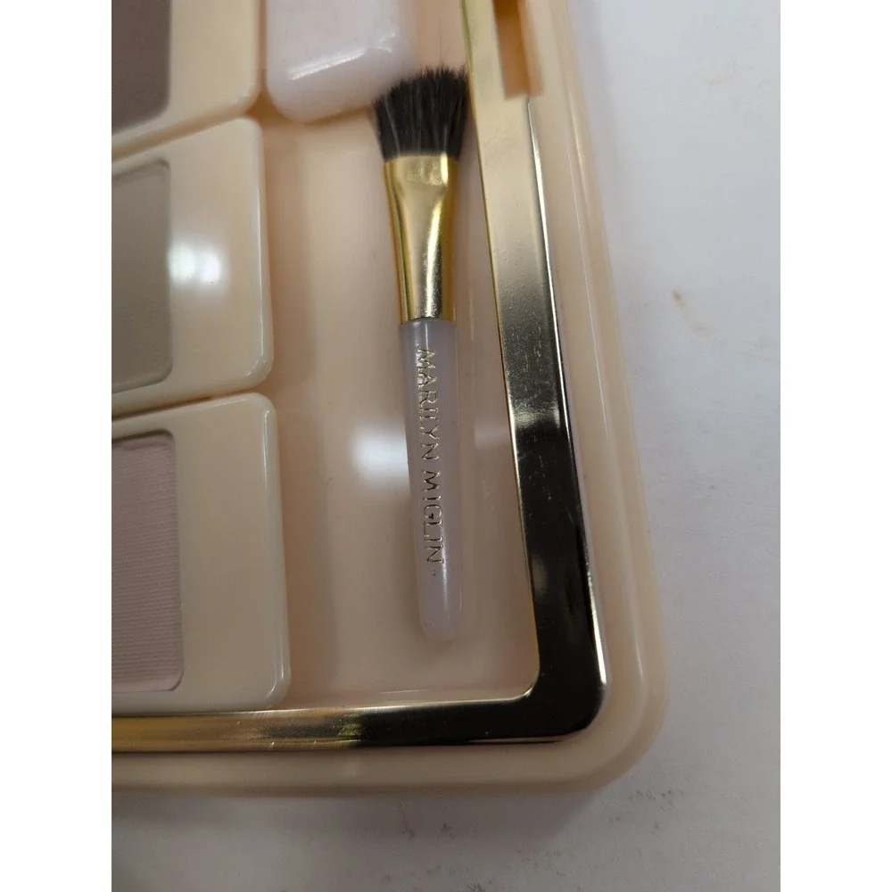 VNTG NEW!🥰Marilyn Miglin EYESHADOW Palette Applicator‎ Brush Compact MakeUp